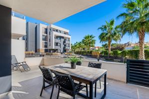 Piso En venta en Pau 8, Orihuela Costa photo 0
