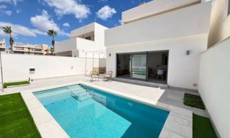Casa En venta en Los Dolses, Orihuela Costa photo 0
