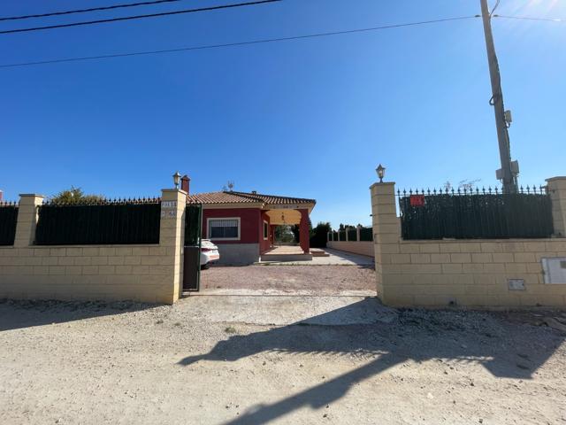 Casa En venta en Comunidad Valenciana, Albatera photo 0