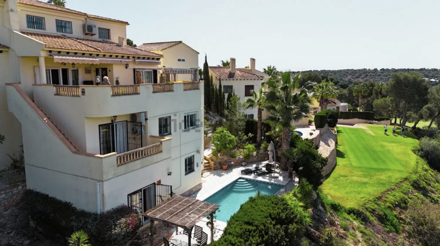 Casa En venta en Villamartin, Orihuela Costa photo 0