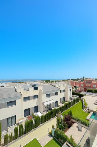 Piso En venta en Playa De Los Locos, Torrevieja photo 0