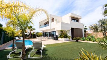 Casa En venta en Costa Blanca Sur, Ciudad Quesada photo 0