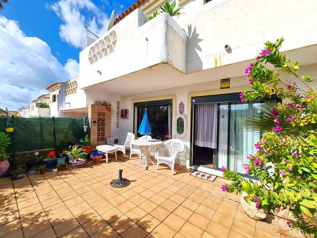 Casa En venta en Duquesa Golf, Manilva photo 0