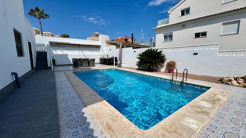 Casa En venta en Centro, Torrevieja photo 0