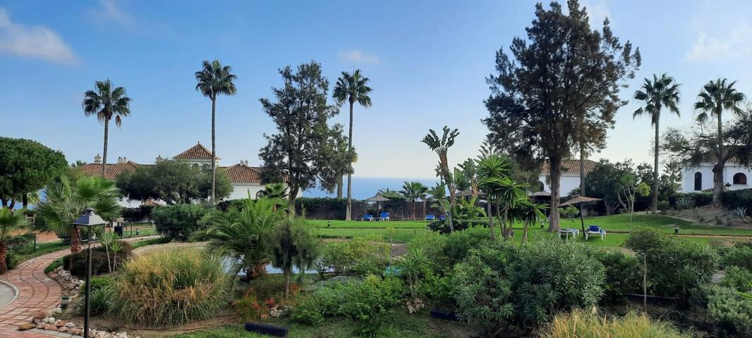 Piso En venta en Duquesa Golf, Manilva photo 0