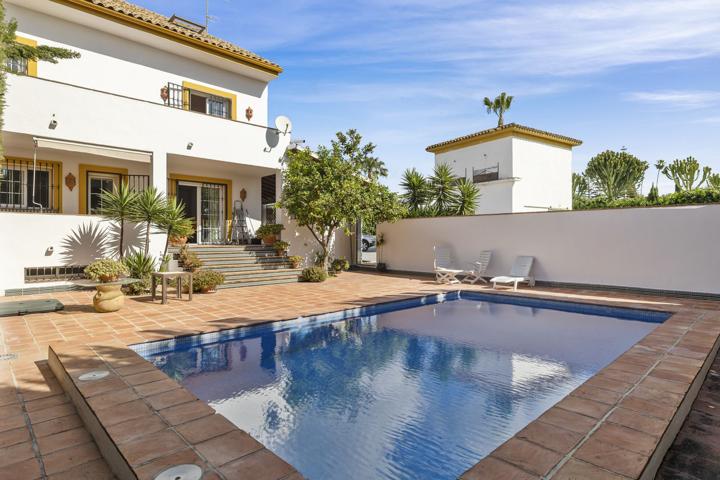 Casa En venta en Guadalmina Baja, Marbella photo 0