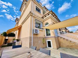 Casa En venta en Villamartin, Orihuela Costa photo 0