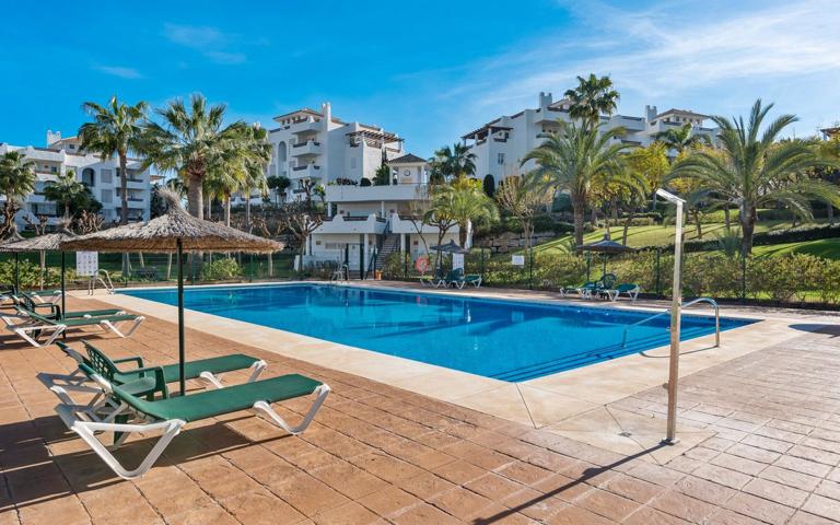 Piso En venta en Las Mesas, Estepona photo 0