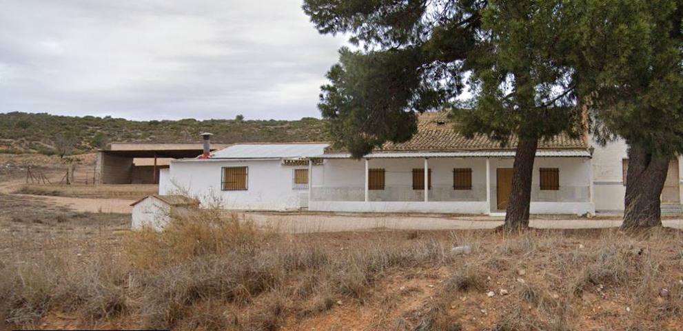 Casa De Campo En venta en Poligono Industrial Carretera Nacional, Yecla photo 0