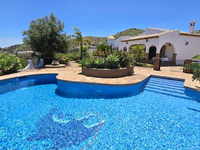 Casa En venta en South Of Spain, Viñuela photo 0
