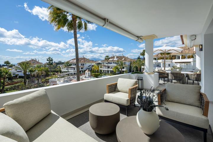  Ático En venta en Guadalmina Baja, Marbella photo 0