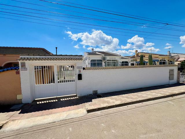 Casa En venta en La Siesta - El Salado - Torreta, Torrevieja photo 0