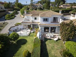 Casa En venta en Paraiso-Barronal, Estepona photo 0