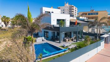 Casa En venta en Zona Los Frutales, Torrevieja photo 0