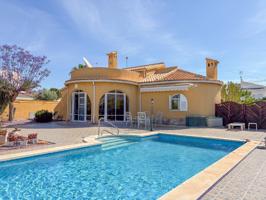 Casa En venta en Centro, Torrevieja photo 0