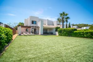 Casa En venta en Las Colinas Golf, Orihuela photo 0