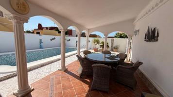 Casa En venta en Torreta Florida, Torrevieja photo 0