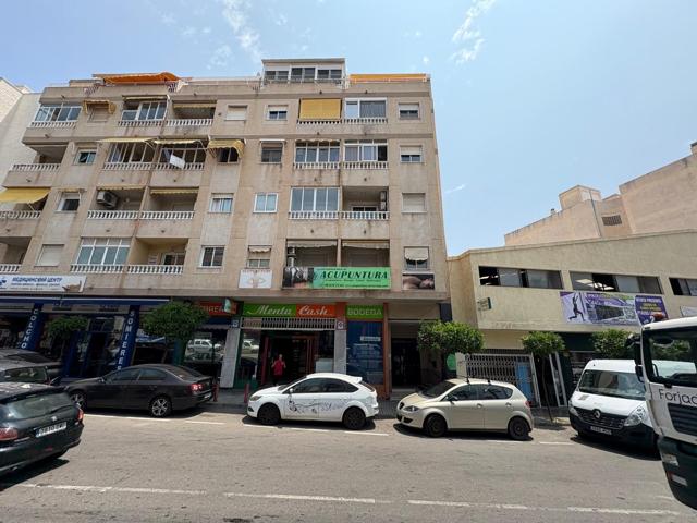 Piso En venta en Centro, Torrevieja photo 0