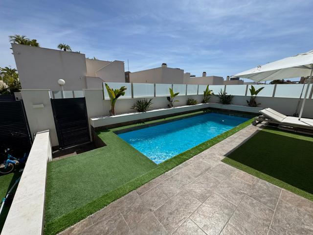 Casa En venta en Pau 26, Orihuela Costa photo 0