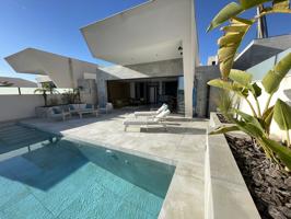 Casa En venta en Comunidad Valenciana, Almoradi photo 0