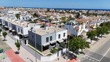 Casa En venta en Torre De La Horadada, Pilar De La Horadada photo 0