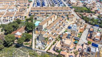 Casa En venta en Las Mimosas, Orihuela Costa photo 0