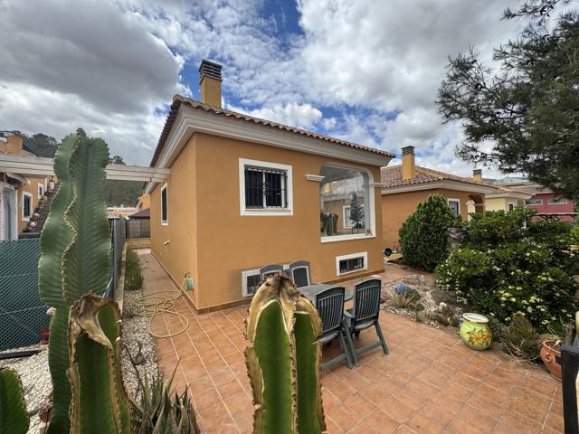 Casa En venta en Comunidad Valenciana, La Romana photo 0