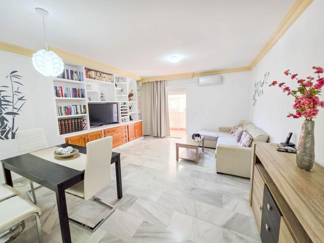 Piso En venta en Las Mesas, Estepona photo 0