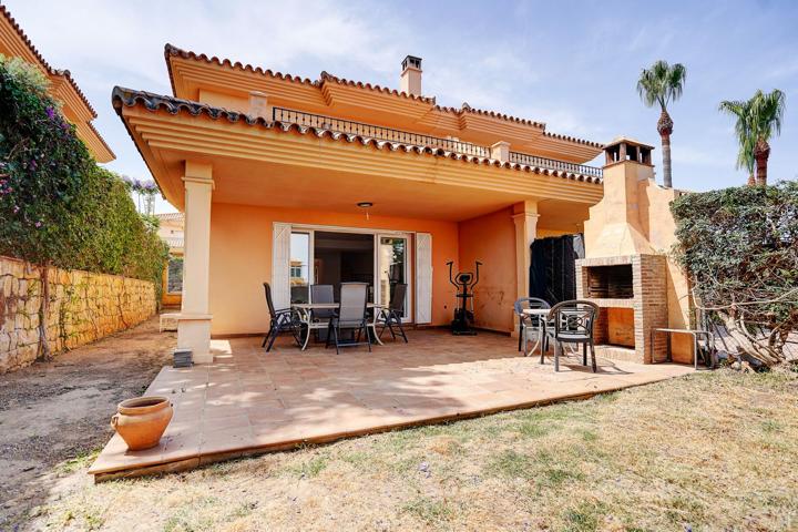 Casa En venta en Sitio De Calahonda, Mijas photo 0