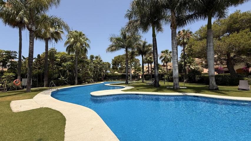 Piso En venta en Puerto - Puerto Banús, Marbella photo 0
