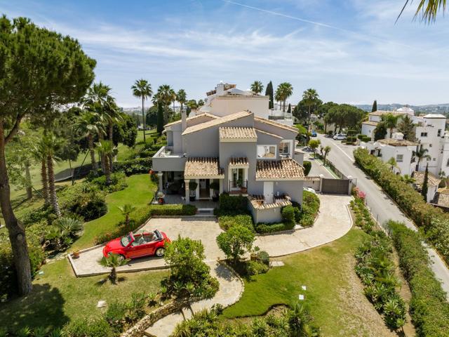 Casa En venta en Marbella, Marbella photo 0