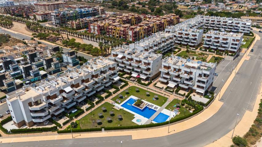 Piso En venta en Lomas De Cabo Roig, Orihuela Costa photo 0