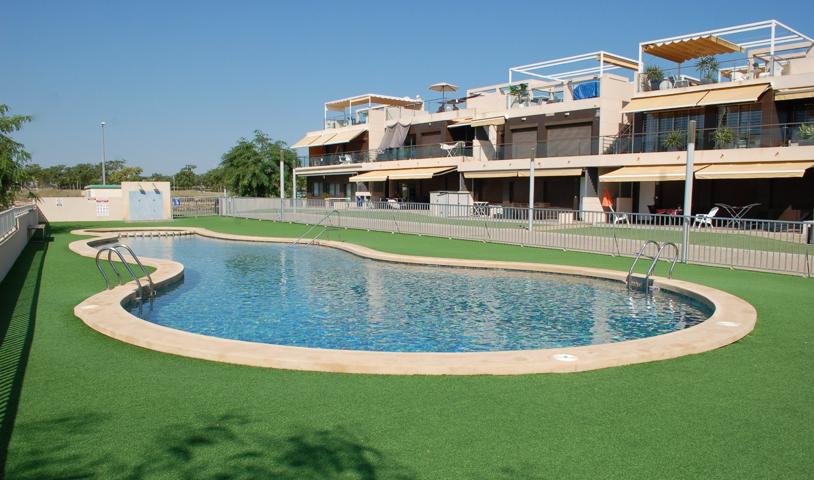 Casa De Campo En venta en Pueblo Latino, Pilar De La Horadada photo 0