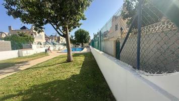 Casa En venta en Carrefour, Torrevieja photo 0