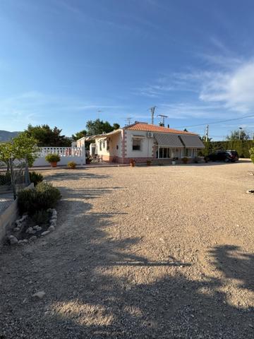 Casa En venta en Partida Lomas, Albatera photo 0