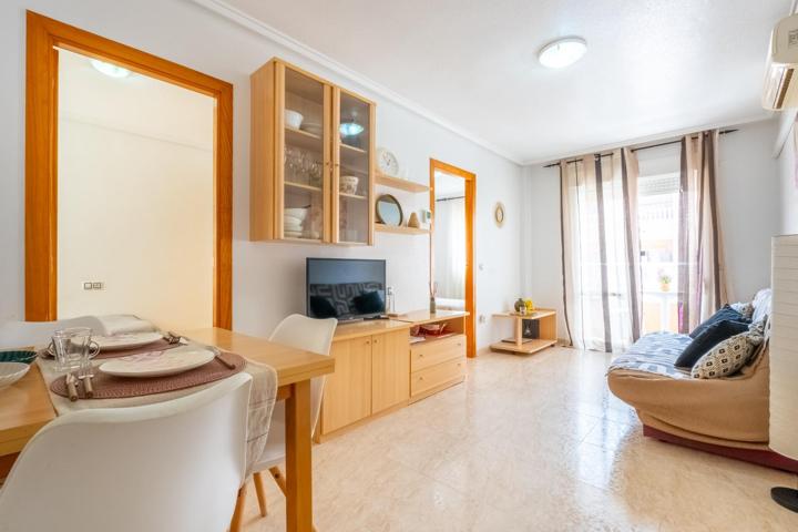 Piso En venta en Centro, Torrevieja photo 0