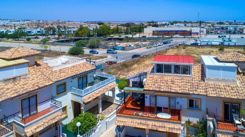 Casa De Campo En venta en Rocio Del Mar, Orihuela Costa photo 0