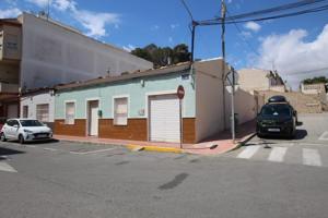 Casa En venta en Centro, Guardamar Del Segura photo 0