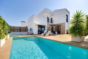 Casa En venta en Costa Blanca Sur, Ciudad Quesada photo 0