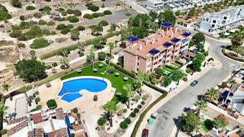 Piso En venta en Villamartin, Orihuela Costa photo 0