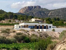Casa En venta en Comunidad Valenciana, Pinoso photo 0