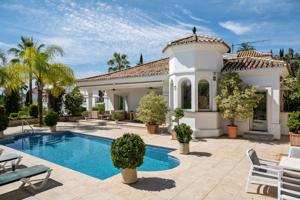 Casa En venta en Arqueros, Benahavis photo 0