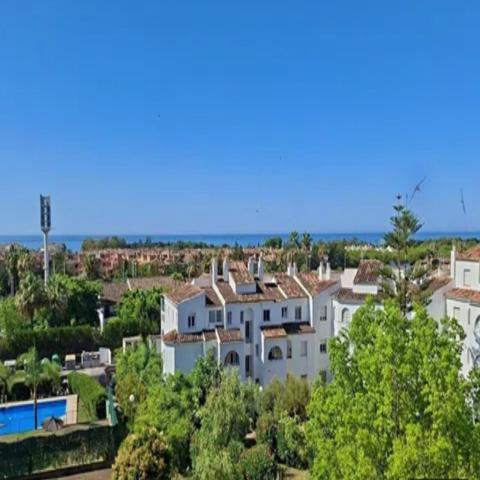  Ático En venta en Guadalmina, Estepona photo 0