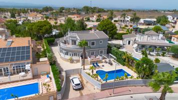 Casa En venta en La Marina, San Fulgencio photo 0