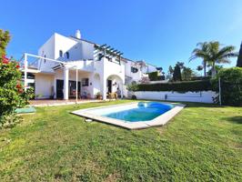 Casa En venta en Puerto De La Duquesa, Manilva photo 0