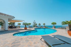 Casa En venta en Benalmádena Pueblo, Benalmádena photo 0
