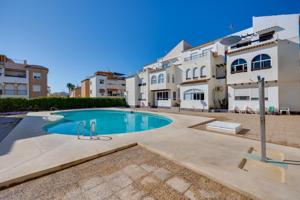 Piso En venta en Playa De Los Naufragos, Torrevieja photo 0
