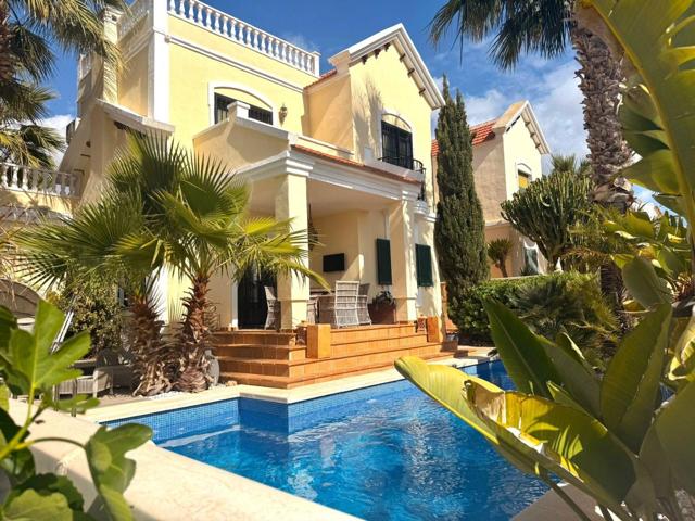 Casa En venta en Lomas De Cabo Roig-Los Dolses, Orihuela Costa photo 0