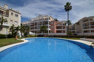 Piso En venta en Los Naranjos, Marbella photo 0