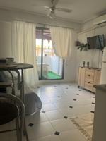 Piso En venta en Centro, Torrevieja photo 0